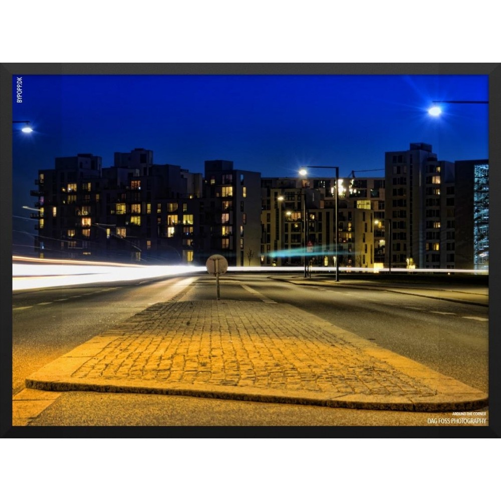 AroundtheCornerfotoplakat-32